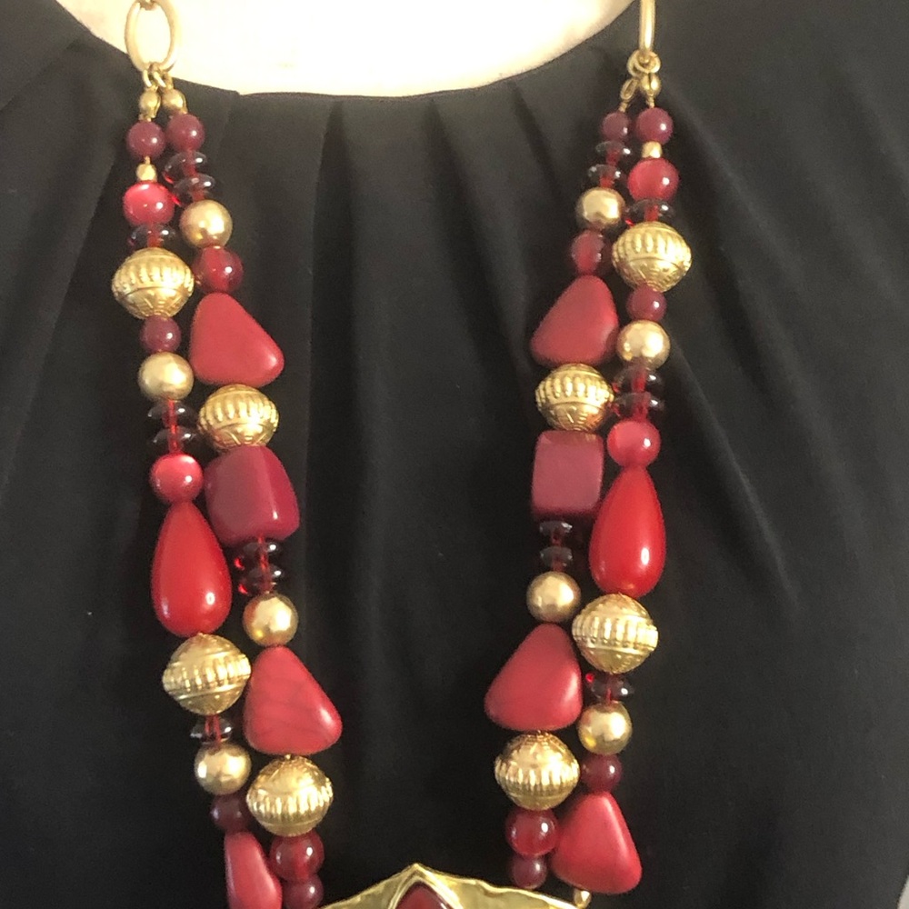 Chico’s 35 year anniversary necklace - Picture 3 of 6